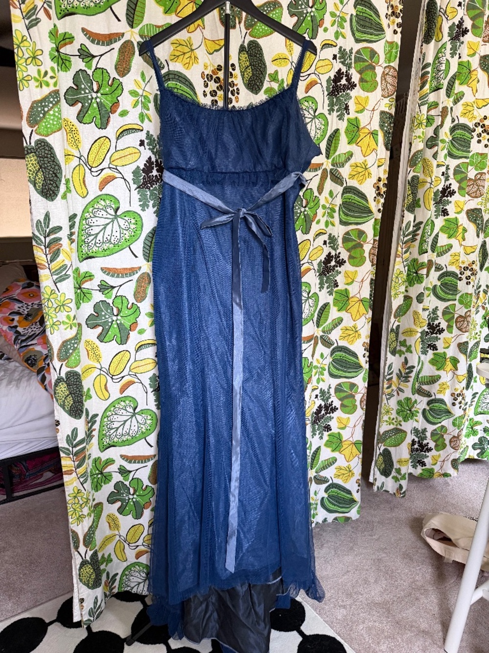 Vera Wang Navy Blue Mesh Overlay Spaghetti Strap Formal Maxi Dress